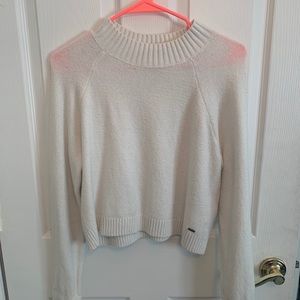 HOLLISTER simple white sweater